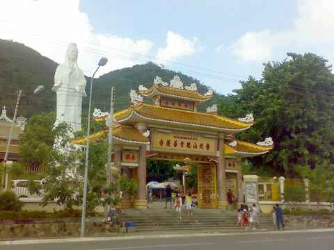  KinhNghiemDuLich.org  kham pha 10 diem den thu vi cua Vung Tau
