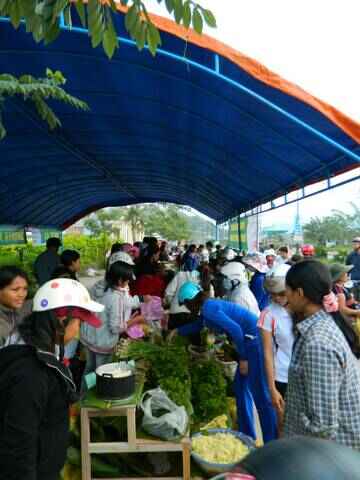 KinhNghiemDuLich.org Chợ phiên Cơ Tu