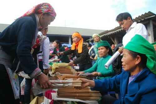 KinhNghiemDuLich.org  Cho tet vung cao