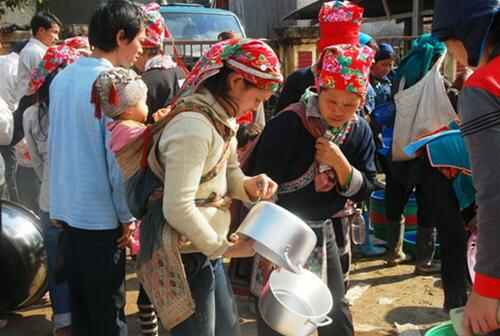 KinhNghiemDuLich.org  Cho tet vung cao