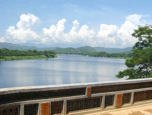 Sotaydulich Sotay Dulich Khampha Kham Pha Bui Cuoi tuan o xu Hue mong mo