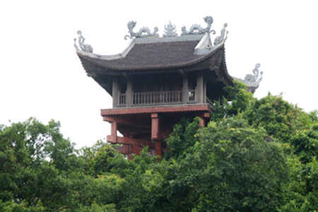 KinhNghiemDuLich.org  Den le hoi den Tran chiem nguong Vinh ha long tren can