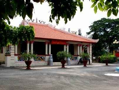 KinhNghiemDuLich.org  Dinh than Thang Tam o Vung Tau