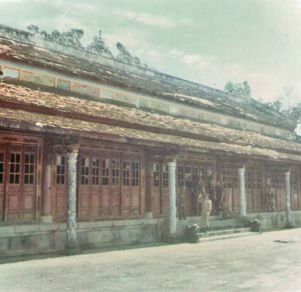 Sổ tay du lịch_sổ tay_du lịch_so tay du lich_so tay_du lich_KinhNghiemDuLich.org_sotay_dulich_dọc miền đất nước_doc mien dat nuoc_ve voi hue thuong_hien trang hue