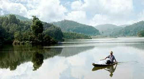 KinhNghiemDuLich.org  Ho Khon Diem du lich sinh thai o Tuyen Quang