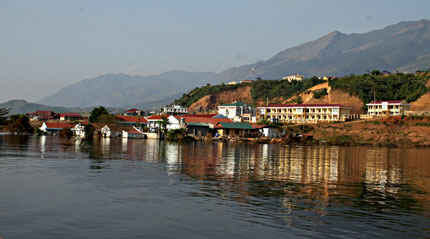 KinhNghiemDuLich.org  Ho thuy dien Son La mot Ha Long tren nui