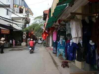 Ngàn năm quê lụa Vạn Phúc