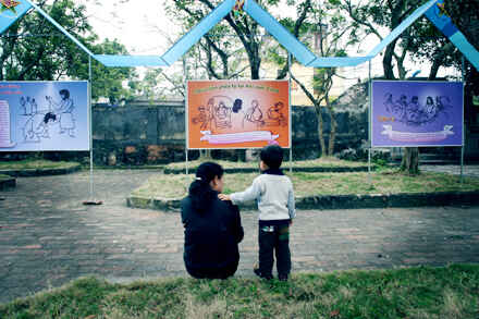 KinhNghiemDuLich.org  Nha tho da Phat Diem truoc ngay Giang sinh