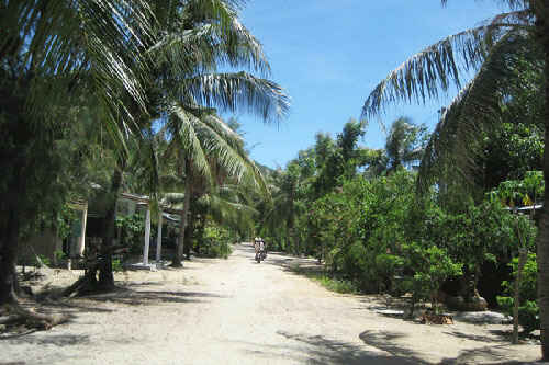 KinhNghiemDuLich.org Nuoc non Ghenh Rang