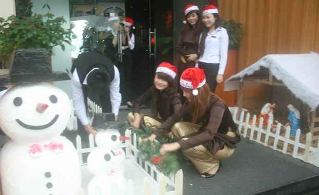 KinhNghiemDuLich.org Ron rang Giang sinh tai Da Nang