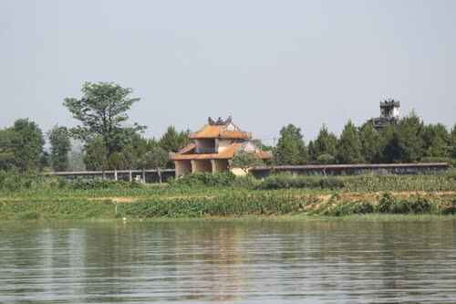 Sổ tay du lịch_sổ tay_du lịch_so tay du lich_so tay_du lich_KinhNghiemDuLich.org_sotay_dulich_dọc miền đất nước_doc mien dat nuoc_ve voi hue thuong_song huong
