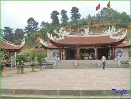 Thiêng liêng Đền Cha – Đền Mẹ