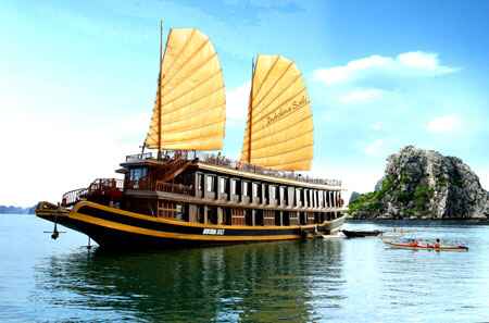 KinhNghiemDuLich.org   Du lich Ha Long Gia re Ghep hang ngay