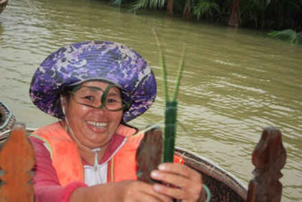 KinhNghiemDuLich.org  Ve Hoi An quang luoi lac thug chai