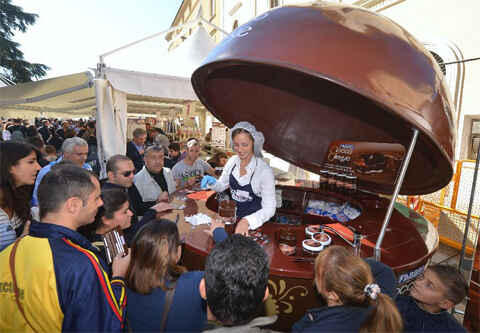 KinhNghiemDuLich.org  Eurochocolate Lễ hội chocolate lớn nhất Italy