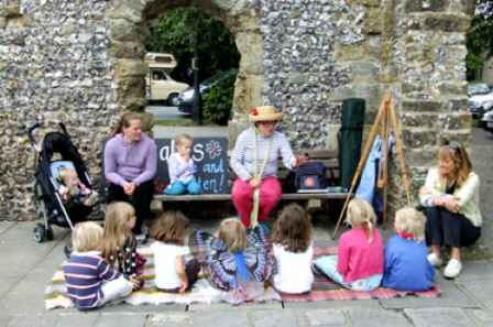 KinhNghiemDuLich.org Festival Arundel