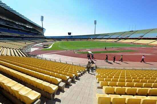 10 sân cỏ phục vụ World Cup