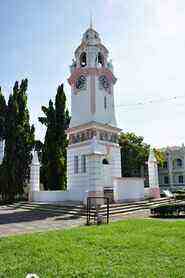 Tháp đồng hồ Birch Memorial Clock Tower