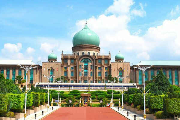 Tour du lịch trải nghiệm FREE and EASY: Du lịch 3 ngày 2 đêm Hồ Chí Minh – Kuala Lumpur
